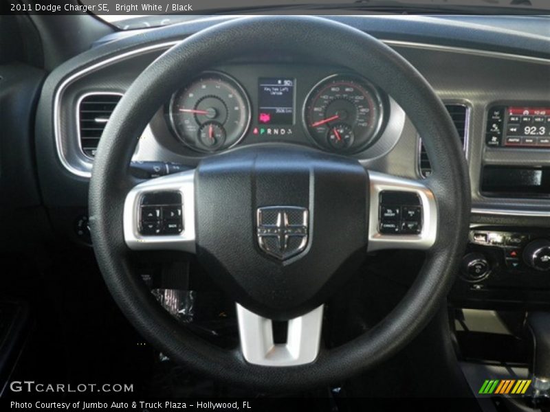 Bright White / Black 2011 Dodge Charger SE