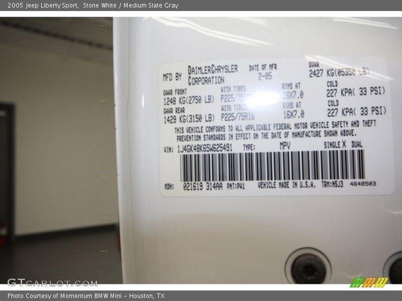 Stone White / Medium Slate Gray 2005 Jeep Liberty Sport