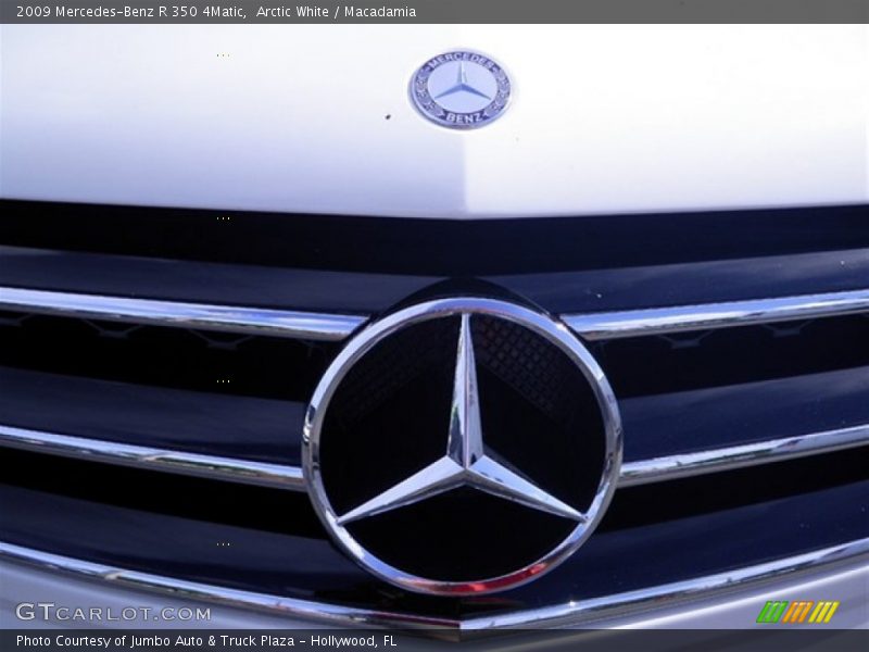 Arctic White / Macadamia 2009 Mercedes-Benz R 350 4Matic
