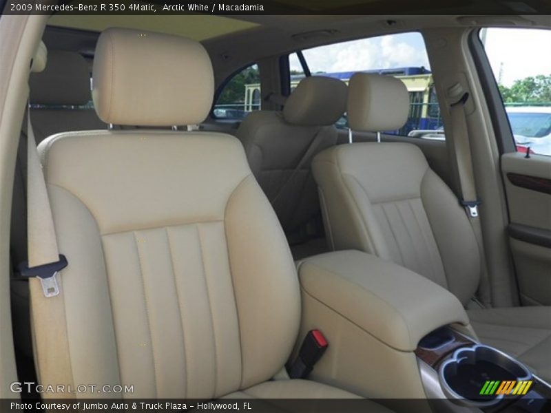 Arctic White / Macadamia 2009 Mercedes-Benz R 350 4Matic