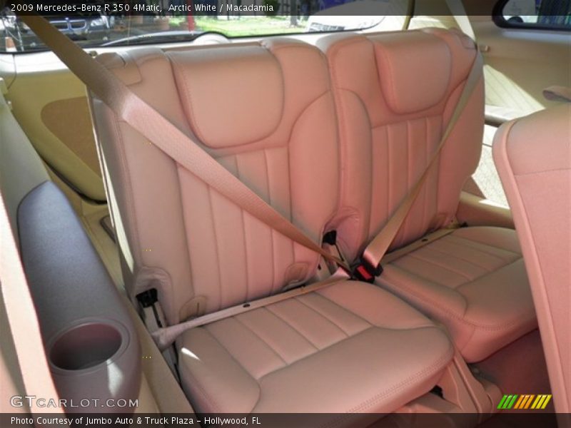 Arctic White / Macadamia 2009 Mercedes-Benz R 350 4Matic