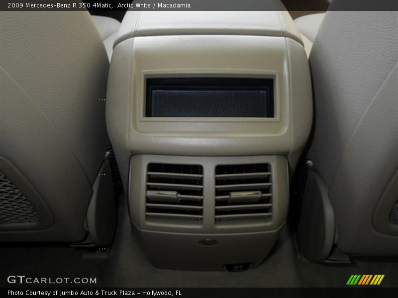 Arctic White / Macadamia 2009 Mercedes-Benz R 350 4Matic