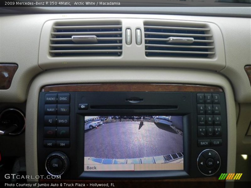Arctic White / Macadamia 2009 Mercedes-Benz R 350 4Matic