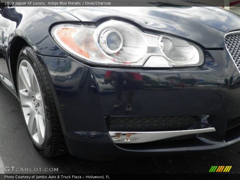 Indigo Blue Metallic / Dove/Charcoal 2009 Jaguar XF Luxury