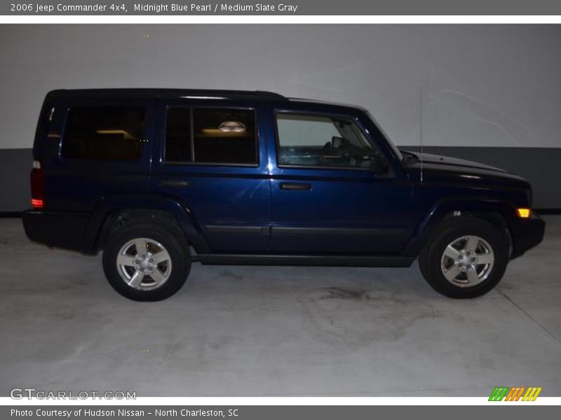 Midnight Blue Pearl / Medium Slate Gray 2006 Jeep Commander 4x4
