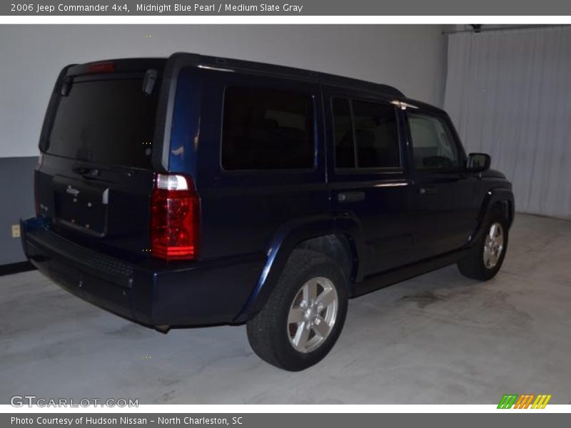 Midnight Blue Pearl / Medium Slate Gray 2006 Jeep Commander 4x4