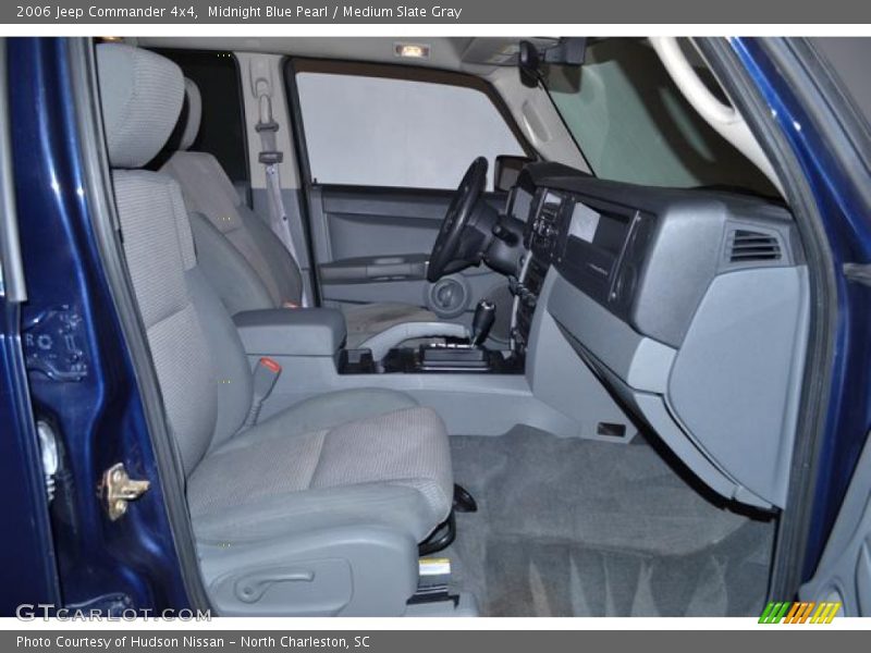  2006 Commander 4x4 Medium Slate Gray Interior