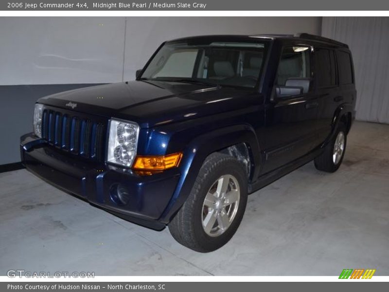 Midnight Blue Pearl / Medium Slate Gray 2006 Jeep Commander 4x4