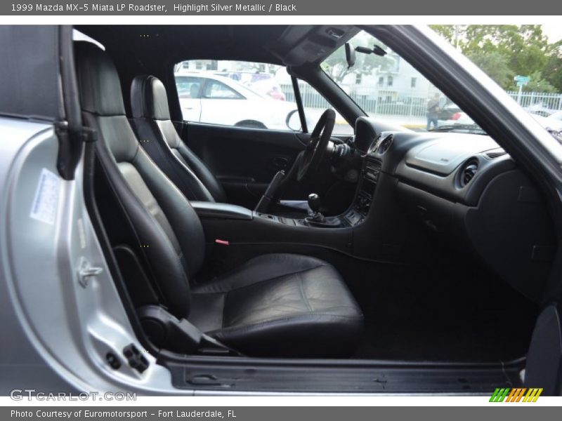 Highlight Silver Metallic / Black 1999 Mazda MX-5 Miata LP Roadster