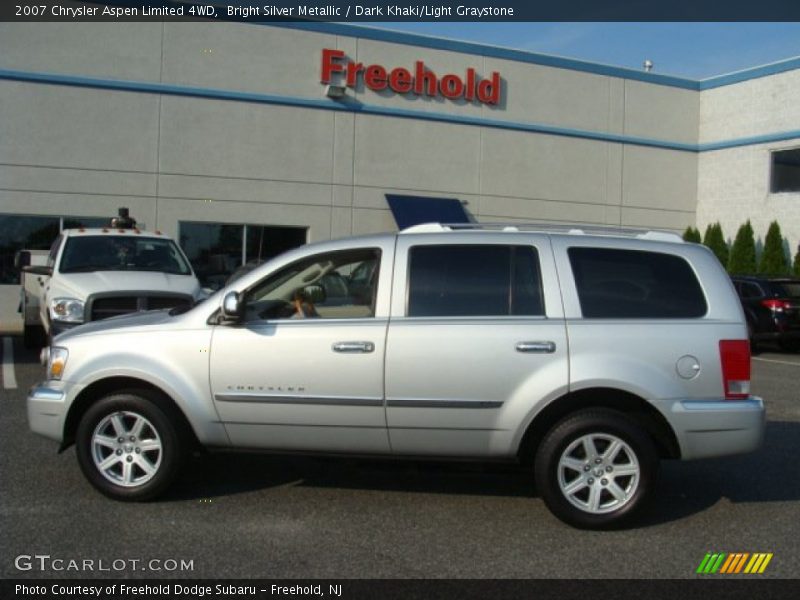 Bright Silver Metallic / Dark Khaki/Light Graystone 2007 Chrysler Aspen Limited 4WD