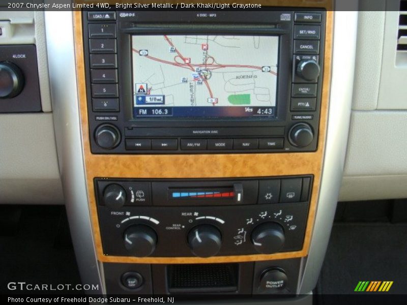 Bright Silver Metallic / Dark Khaki/Light Graystone 2007 Chrysler Aspen Limited 4WD