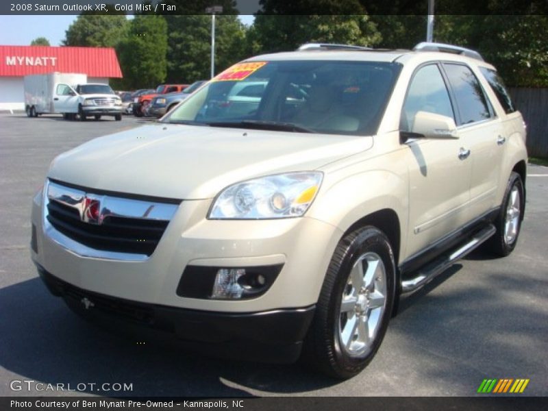 Gold Mist / Tan 2008 Saturn Outlook XR