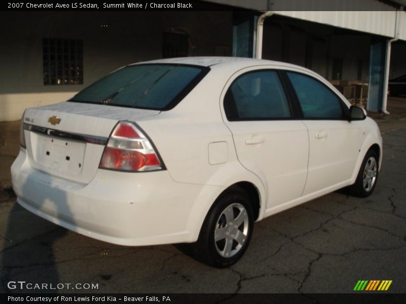 Summit White / Charcoal Black 2007 Chevrolet Aveo LS Sedan