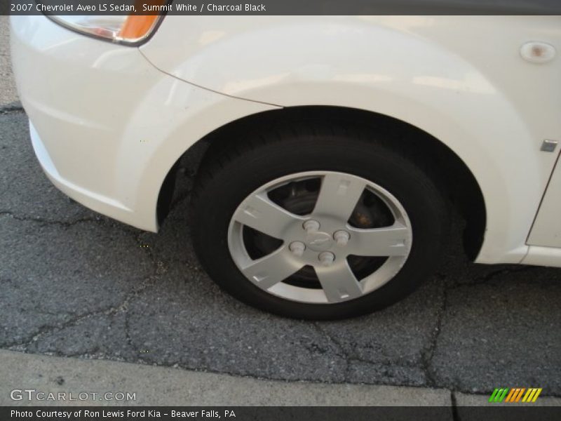 Summit White / Charcoal Black 2007 Chevrolet Aveo LS Sedan