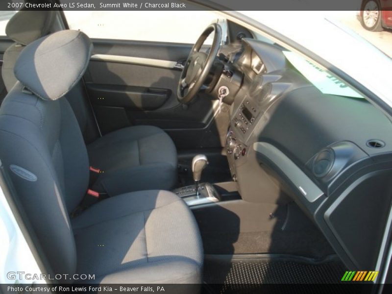 Summit White / Charcoal Black 2007 Chevrolet Aveo LS Sedan