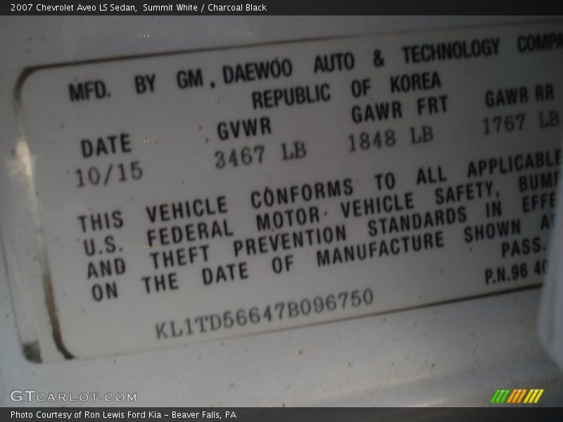Summit White / Charcoal Black 2007 Chevrolet Aveo LS Sedan