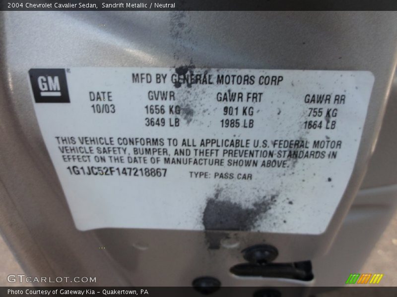 Sandrift Metallic / Neutral 2004 Chevrolet Cavalier Sedan