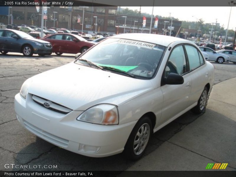 Polar White / Gray 2005 Kia Rio Sedan