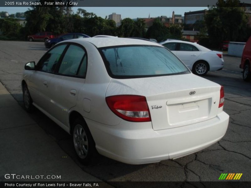 Polar White / Gray 2005 Kia Rio Sedan