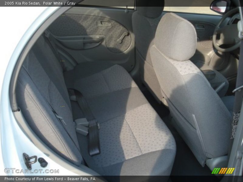 Polar White / Gray 2005 Kia Rio Sedan