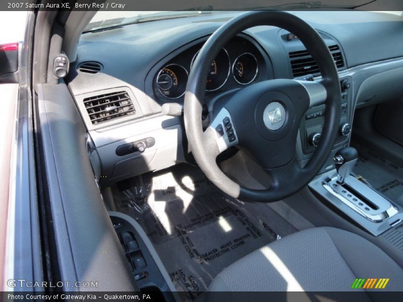 Berry Red / Gray 2007 Saturn Aura XE