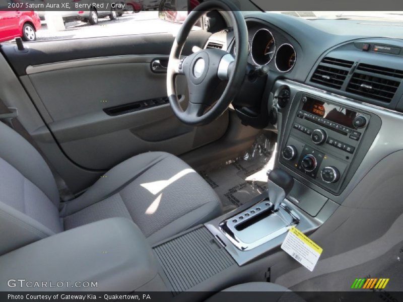 Berry Red / Gray 2007 Saturn Aura XE