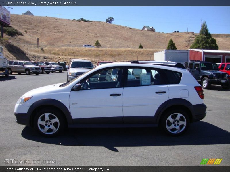 Frosty White / Graphite 2005 Pontiac Vibe