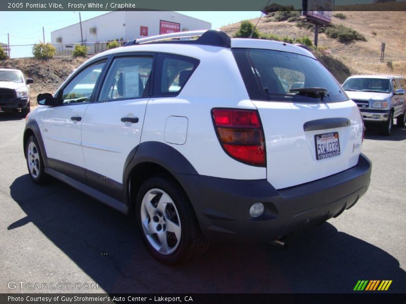 Frosty White / Graphite 2005 Pontiac Vibe