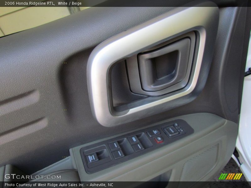 White / Beige 2006 Honda Ridgeline RTL