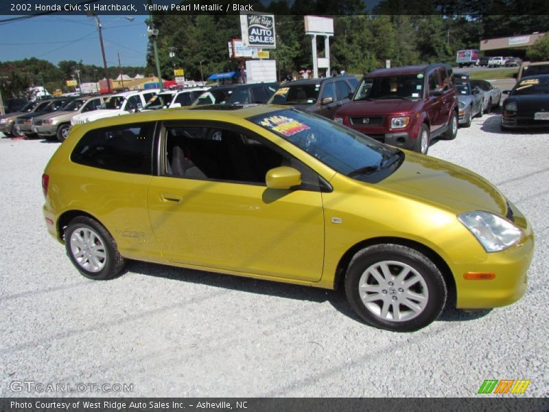 Yellow Pearl Metallic / Black 2002 Honda Civic Si Hatchback