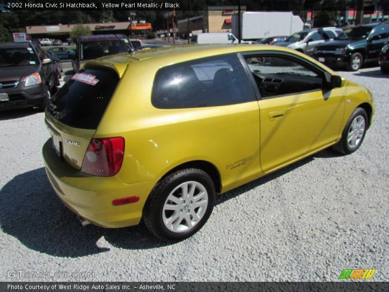Yellow Pearl Metallic / Black 2002 Honda Civic Si Hatchback