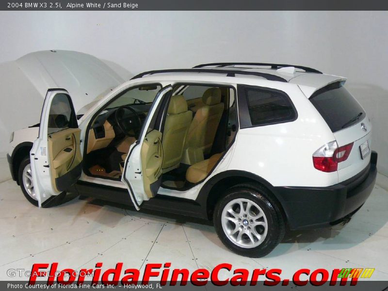 Alpine White / Sand Beige 2004 BMW X3 2.5i