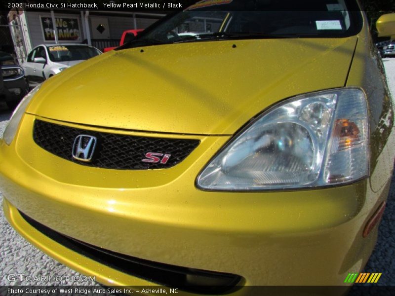 Yellow Pearl Metallic / Black 2002 Honda Civic Si Hatchback
