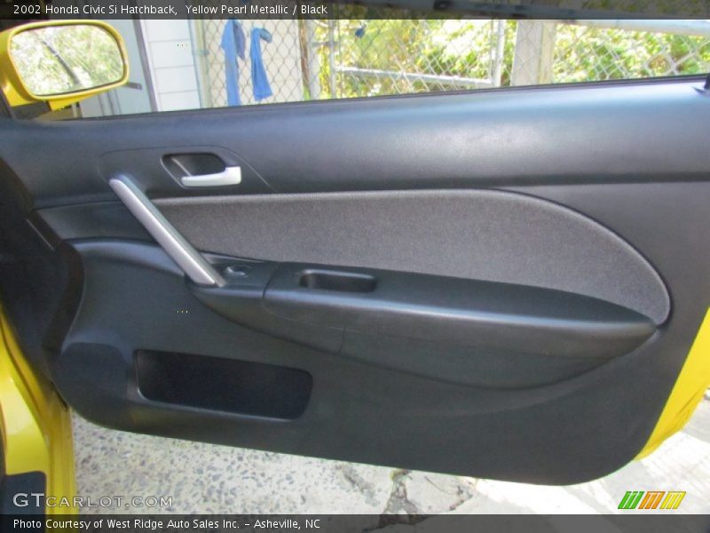 Yellow Pearl Metallic / Black 2002 Honda Civic Si Hatchback