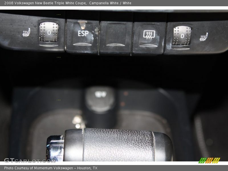 Campanella White / White 2008 Volkswagen New Beetle Triple White Coupe