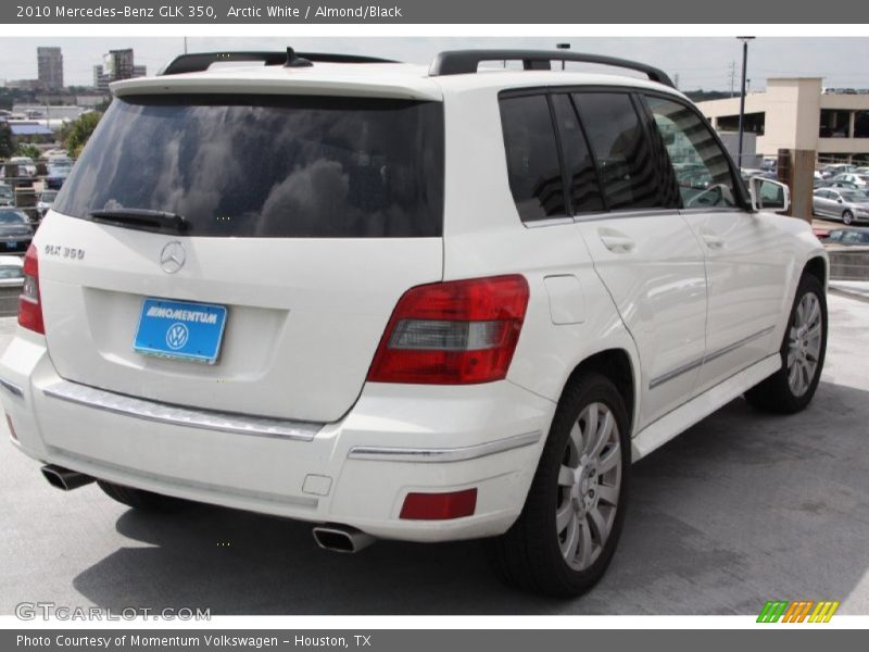 Arctic White / Almond/Black 2010 Mercedes-Benz GLK 350