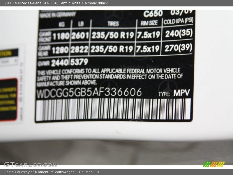 Arctic White / Almond/Black 2010 Mercedes-Benz GLK 350