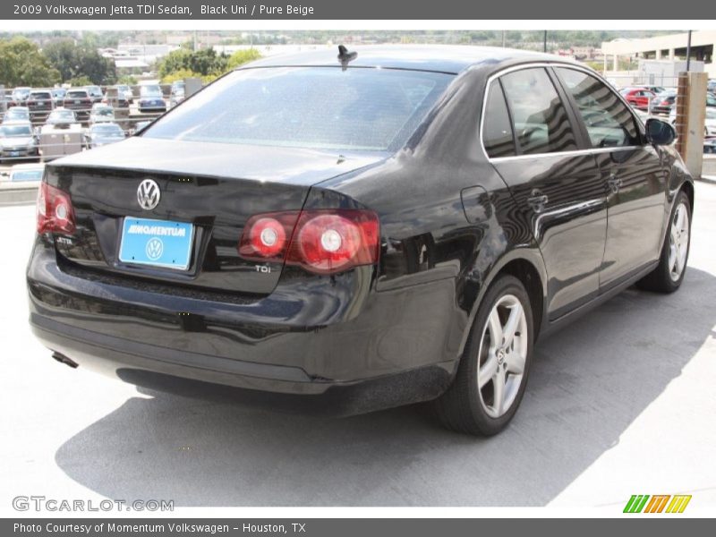 Black Uni / Pure Beige 2009 Volkswagen Jetta TDI Sedan