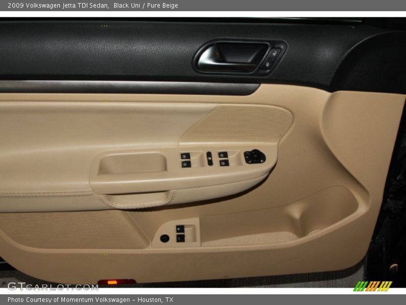 Black Uni / Pure Beige 2009 Volkswagen Jetta TDI Sedan