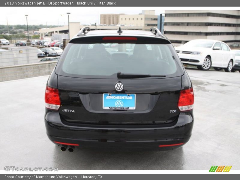 Black Uni / Titan Black 2013 Volkswagen Jetta TDI SportWagen