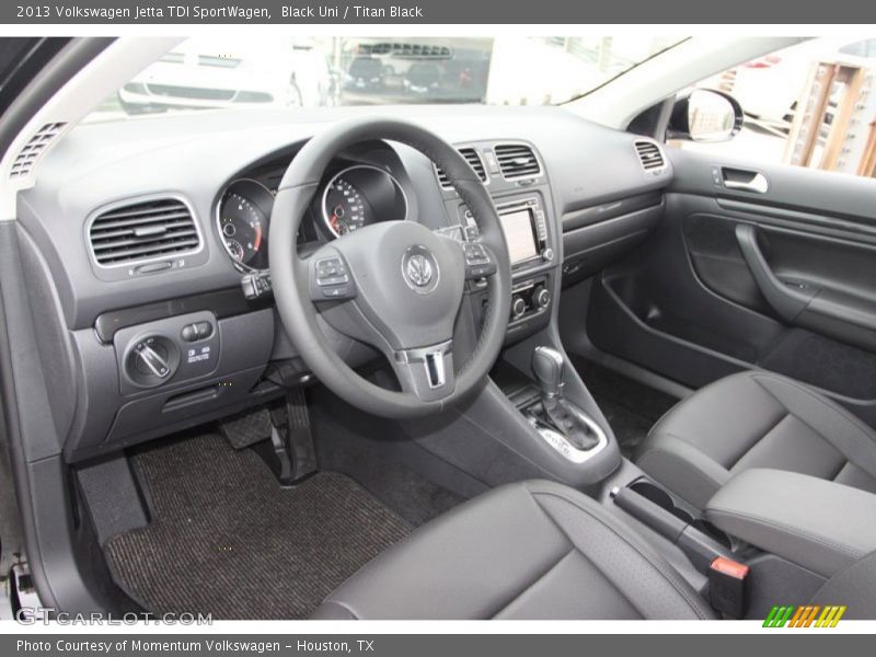 Black Uni / Titan Black 2013 Volkswagen Jetta TDI SportWagen