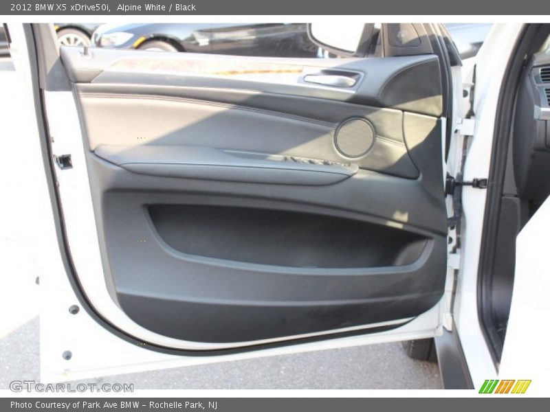 Alpine White / Black 2012 BMW X5 xDrive50i