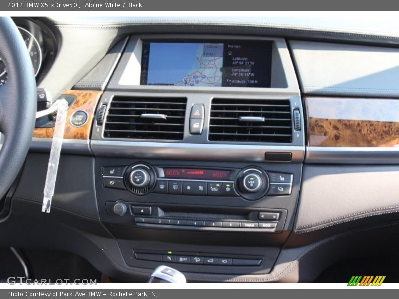 Alpine White / Black 2012 BMW X5 xDrive50i