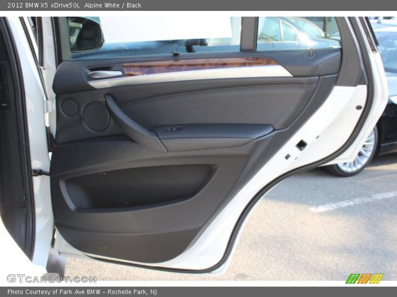 Alpine White / Black 2012 BMW X5 xDrive50i