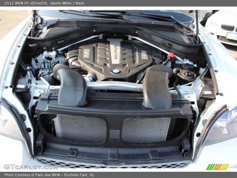 Alpine White / Black 2012 BMW X5 xDrive50i