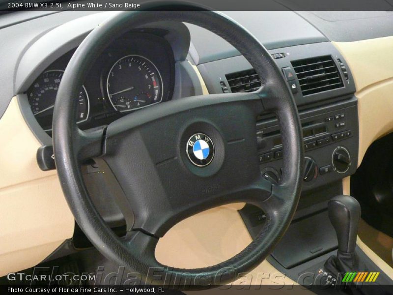 Alpine White / Sand Beige 2004 BMW X3 2.5i