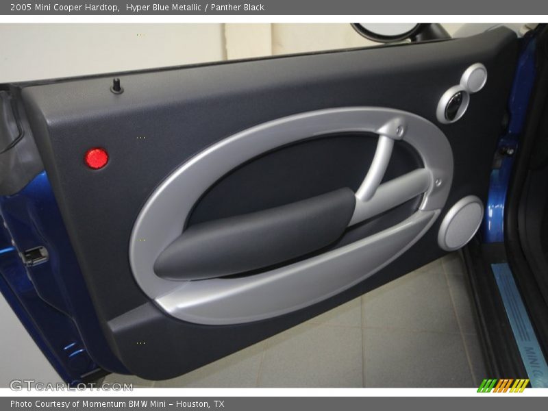 Hyper Blue Metallic / Panther Black 2005 Mini Cooper Hardtop