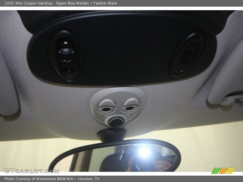 Hyper Blue Metallic / Panther Black 2005 Mini Cooper Hardtop