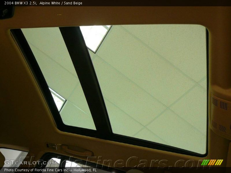 Alpine White / Sand Beige 2004 BMW X3 2.5i