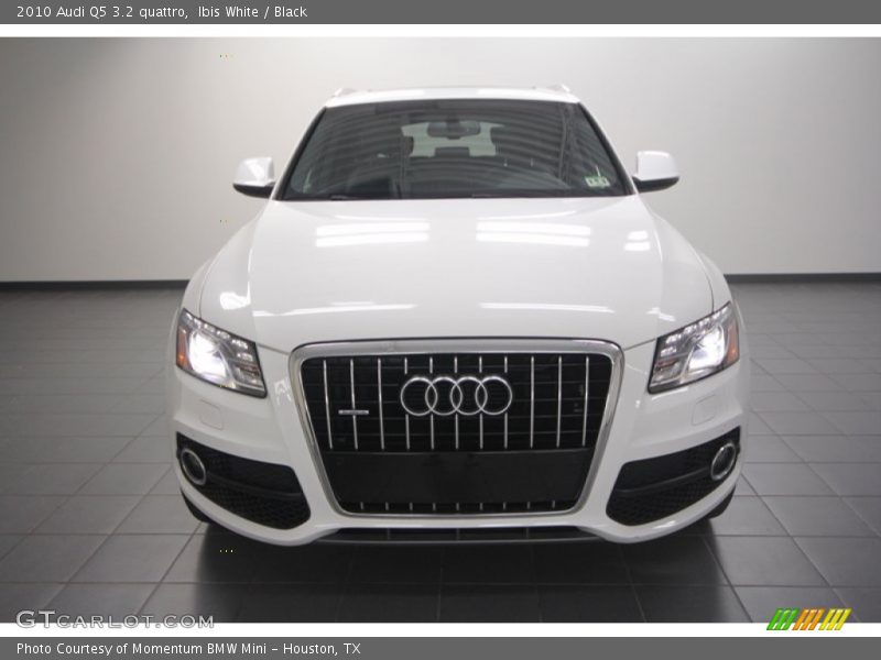 Ibis White / Black 2010 Audi Q5 3.2 quattro